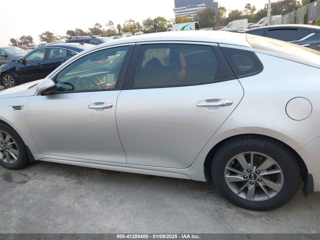 5XXGT4L18GG027473 KIA Optima Lx Turbo