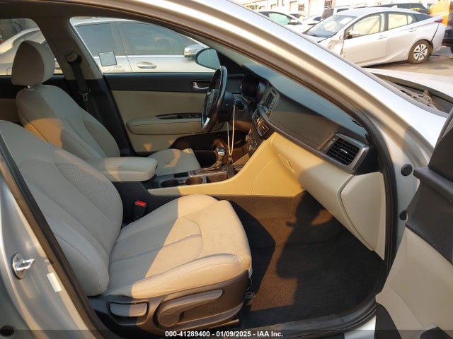 5XXGT4L18GG027473 KIA Optima Lx Turbo