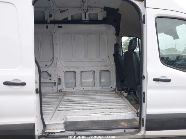 Ford Transit-250 2023 1FTBR2X83PKB01473 Image 8