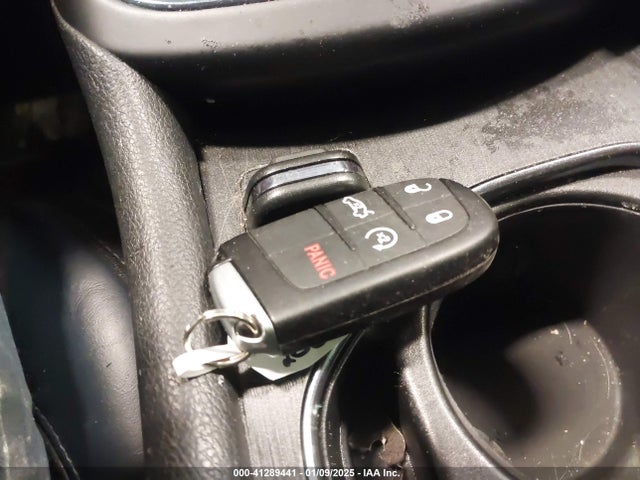 Chrysler 200 S 2015 1C3CCCDG9FN727635 Image 11