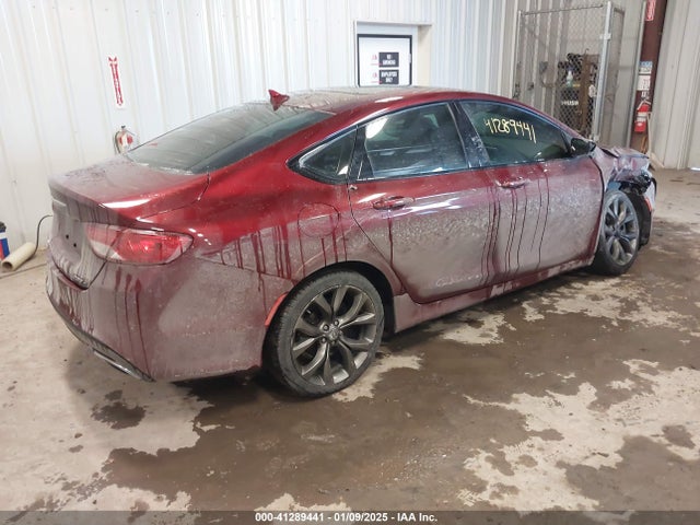 Chrysler 200 S 2015 1C3CCCDG9FN727635 Image 4