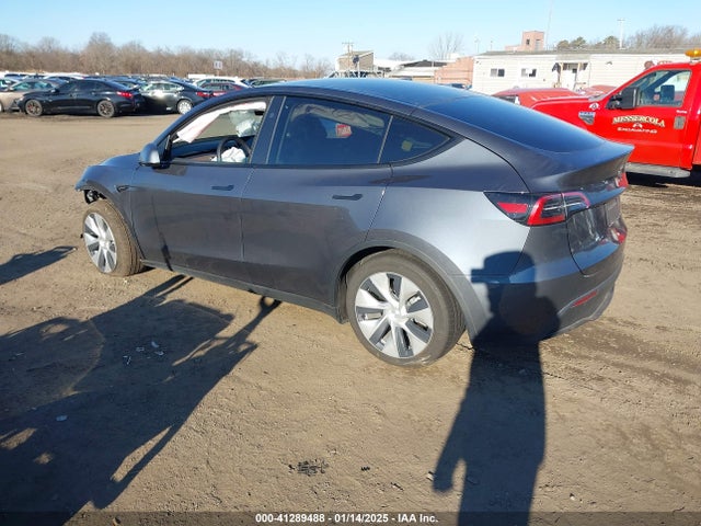 2023 TESLA MODEL Y 7SAYGDEE1PF945600 Photo 2