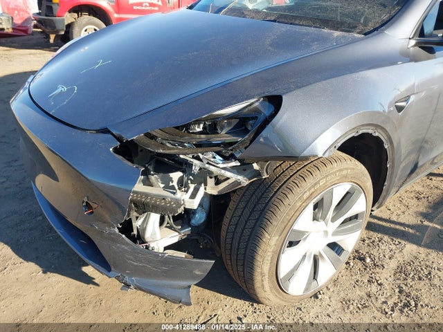 2023 TESLA MODEL Y 7SAYGDEE1PF945600 Photo 5