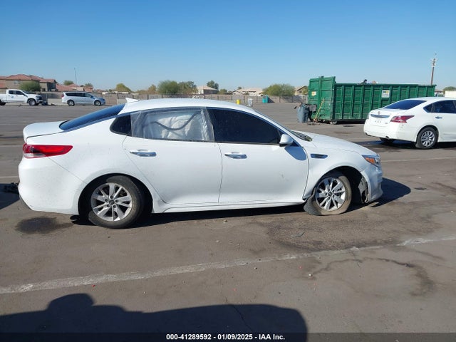 KIA Optima Lx 2018 5XXGT4L39JG236276 Image 12