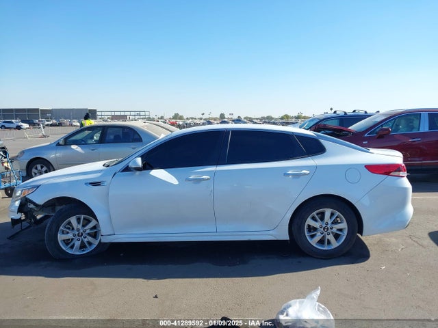 KIA Optima Lx 2018 5XXGT4L39JG236276 Image 13