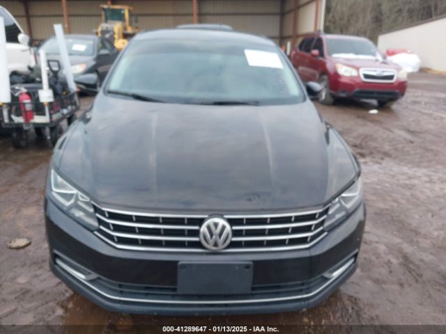1VWAT7A33HC026502 Volkswagen Passat 1.8t S