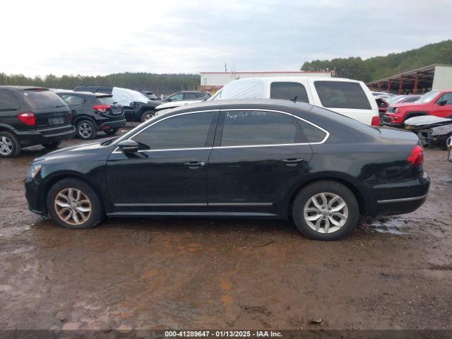 1VWAT7A33HC026502 Volkswagen Passat 1.8t S