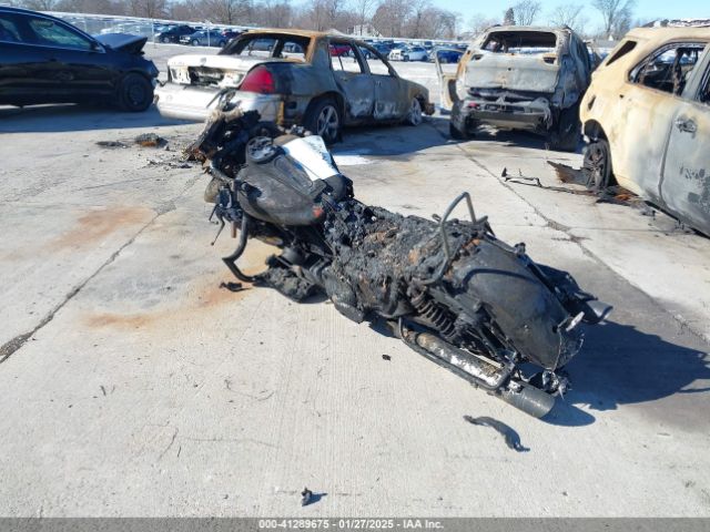 2016 HARLEY-DAVIDSON FLHX 1HD1KBM19GB669927 Photo 2