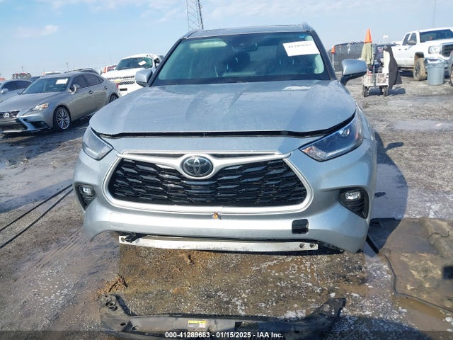 Toyota Highlander Xle 2021 5TDGZRAH8MS534881 Image 12
