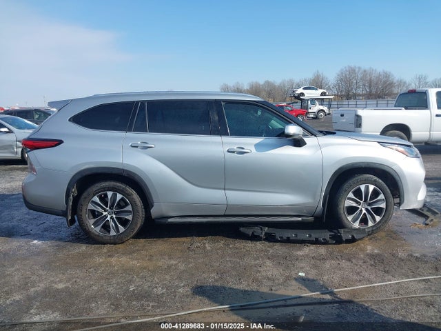 Toyota Highlander Xle 2021 5TDGZRAH8MS534881 Image 13
