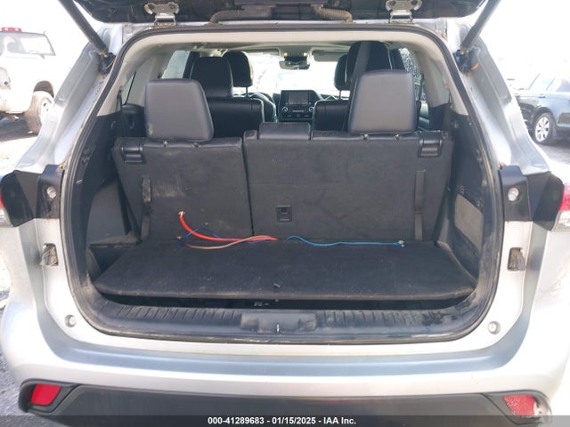 Toyota Highlander Xle 2021 5TDGZRAH8MS534881 Image 17