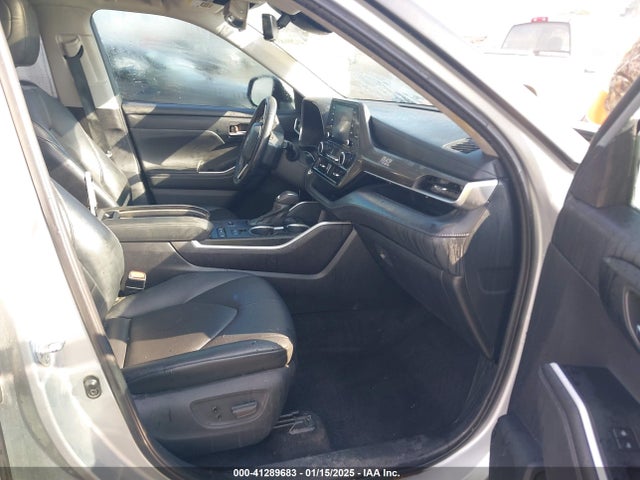 Toyota Highlander Xle 2021 5TDGZRAH8MS534881 Image 5