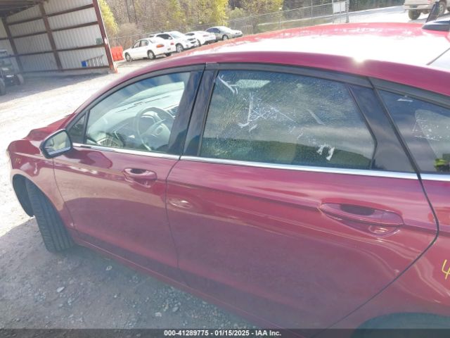 3FA6P0H71GR394227 Ford FUSION SE