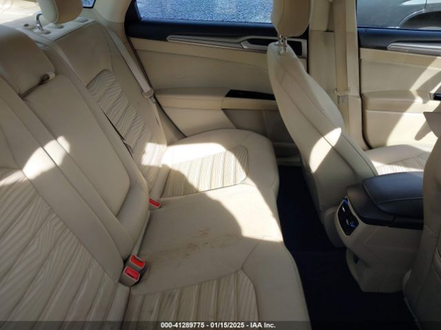 3FA6P0H71GR394227 Ford FUSION SE