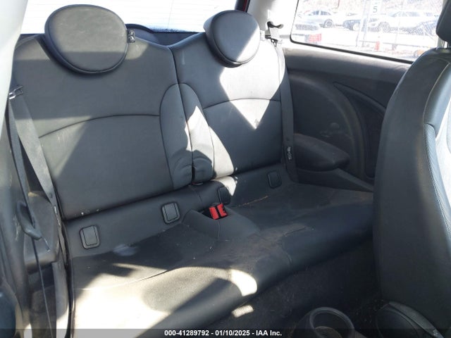 2009 MINI COOPER WMWMF33519TW79634 Photo 7