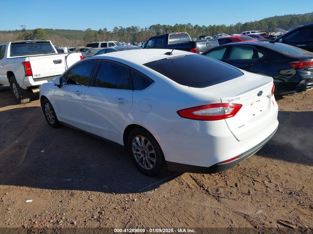 Ford FUSION S 2015 3FA6P0G77FR132275 Image 3
