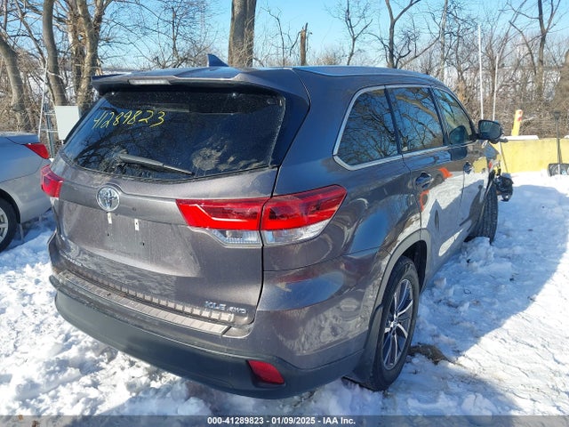 5TDJZRFH1KS573517 Toyota Highlander Xle