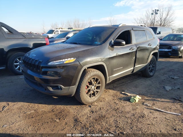 1C4PJMCS0FW745949 Jeep Cherokee Latitude