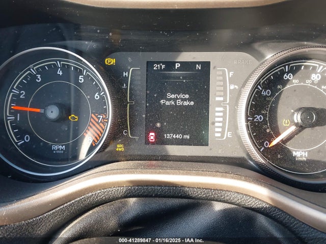 1C4PJMCS0FW745949 Jeep Cherokee Latitude