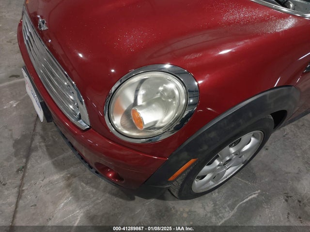 2009 MINI COOPER CLUBMAN WMWML33579TX36198 Photo 5