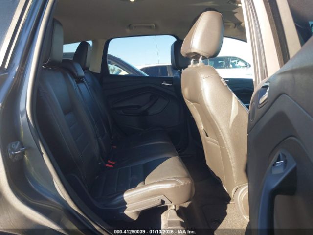 1FMCU0J94EUA30404 Ford Escape Titanium