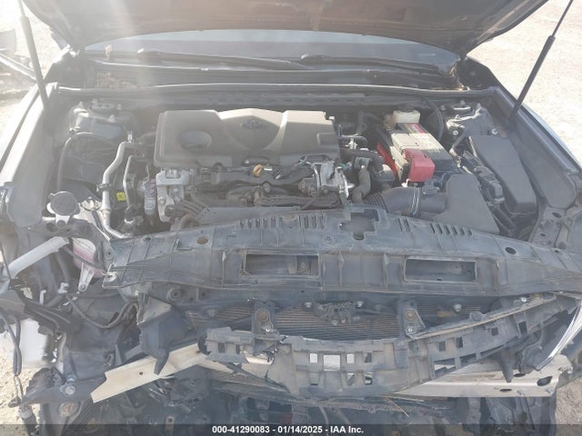 4T1B11HK8JU557620 Toyota CAMRY SE