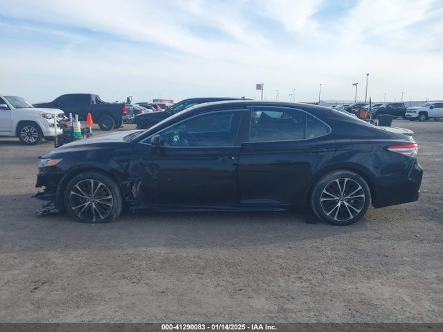 4T1B11HK8JU557620 Toyota CAMRY SE