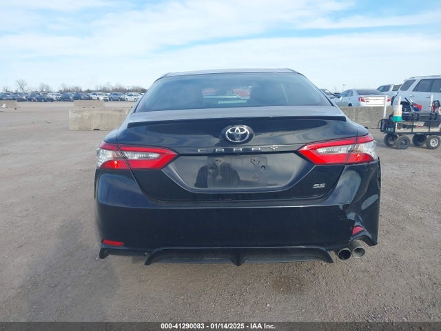4T1B11HK8JU557620 Toyota CAMRY SE