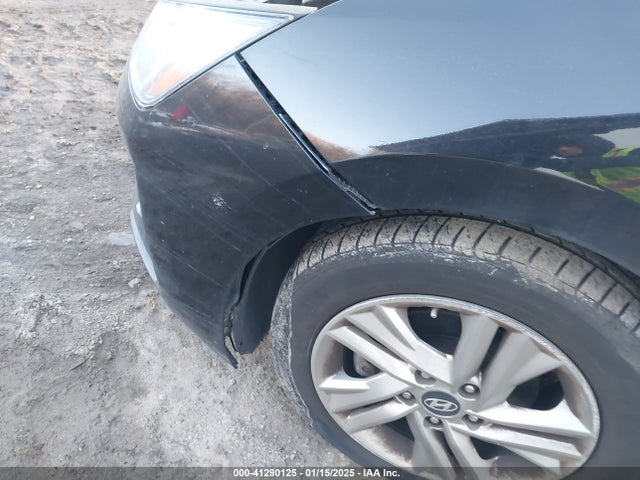 KMHD84LF1KU731142 Hyundai ELANTRA SEL