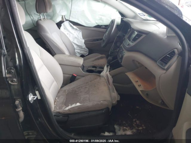 KM8J33A4XJU715985 Hyundai TUCSON SEL