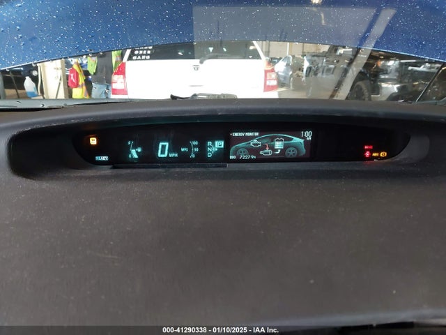Toyota Prius Two 2015 JTDKN3DU3F0447844 Image 7
