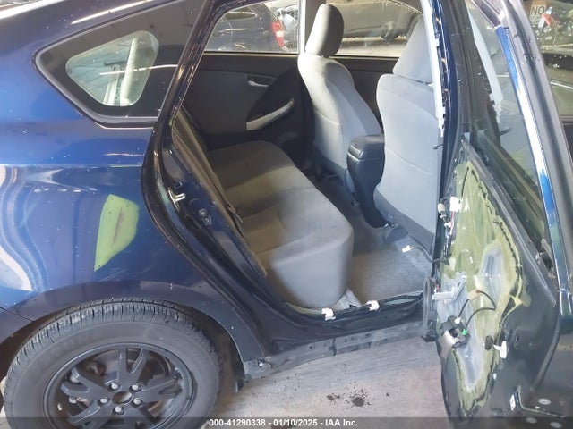 Toyota Prius Two 2015 JTDKN3DU3F0447844 Image 8