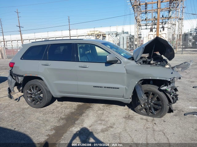 1C4RJFAG1MC672124 Jeep Grand Cherokee Laredo X 4x4