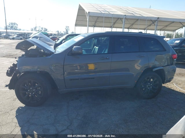 1C4RJFAG1MC672124 Jeep Grand Cherokee Laredo X 4x4