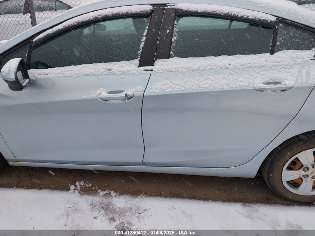 Chevrolet Cruze Ls Auto 2017 3G1BC5SM1HS547028 Image 6
