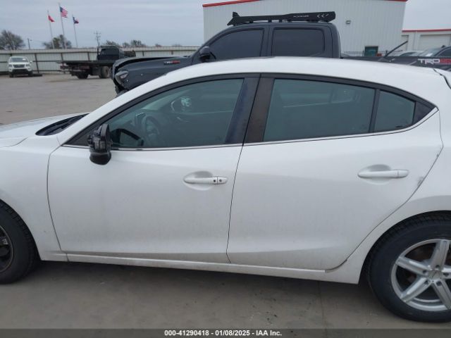 3MZBM1L79GM265094 Mazda Mazda3 I Touring