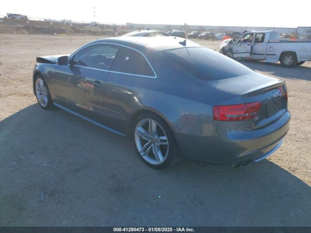 2012 AUDI S5 WAUVVAFR2CA006767 Photo 2