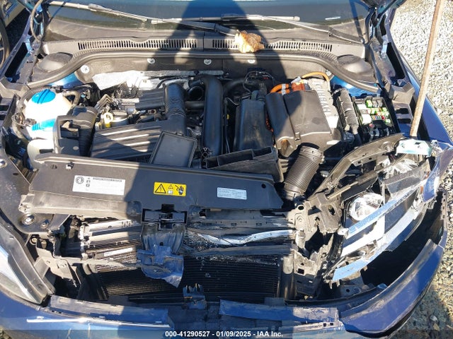 41290527 :رقم المزاد ، 3VW637AJXDM295156 vin ، 2013 Volkswagen Jetta Hybrid Se مزاد بيع