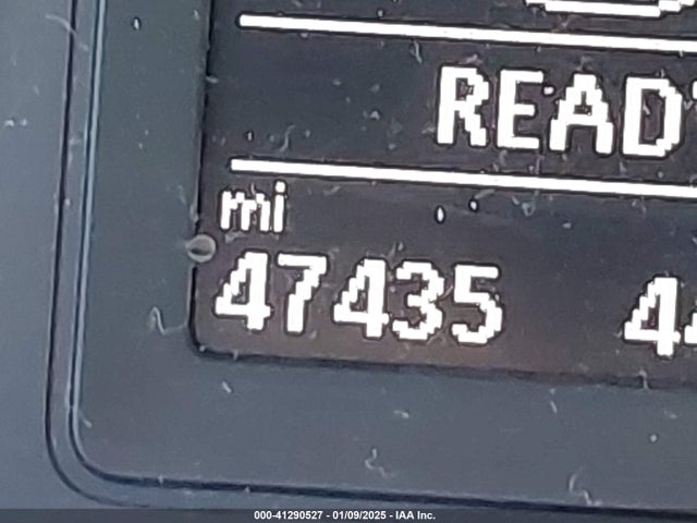 41290527 :رقم المزاد ، 3VW637AJXDM295156 vin ، 2013 Volkswagen Jetta Hybrid Se مزاد بيع