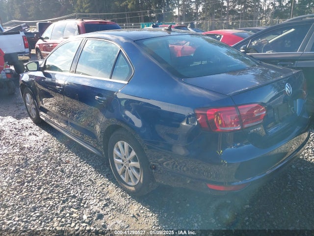 41290527 :رقم المزاد ، 3VW637AJXDM295156 vin ، 2013 Volkswagen Jetta Hybrid Se مزاد بيع