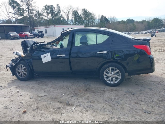 3N1CN7AP6JL826765 Nissan 2018