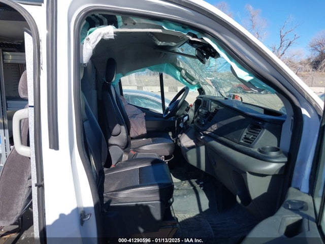 Ford Transit-150 2023 1FTYE2Y81PKA84113 Image 5