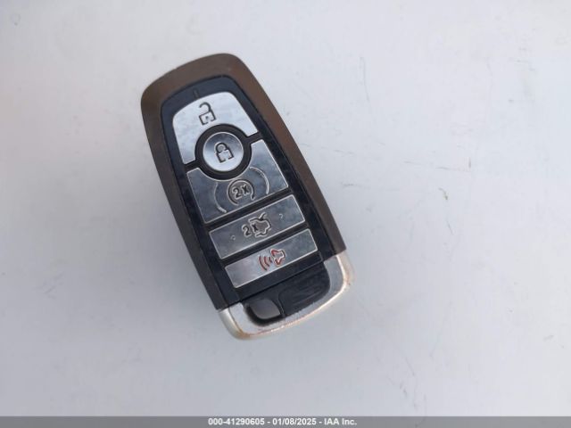 3FA6P0RU0JR269845 Ford Fusion Hybrid Titanium