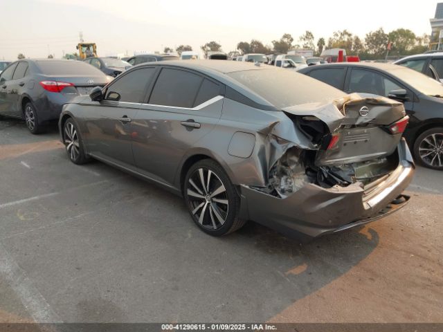 1N4BL4CV9MN415217 Nissan Altima Sr Fwd