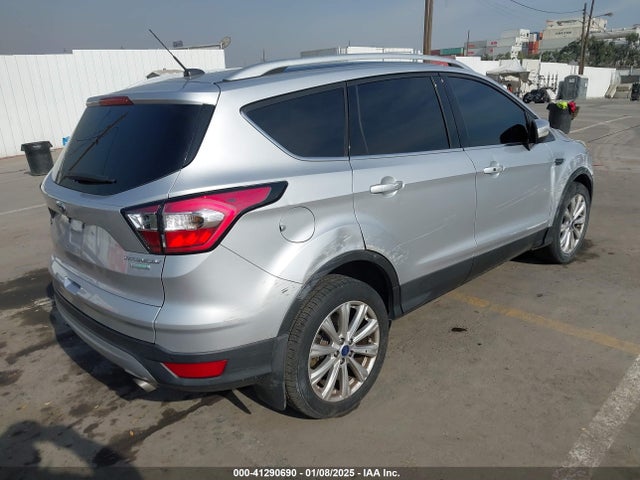 Ford Escape Titanium 2017 1FMCU0JD6HUD59453 Image 4