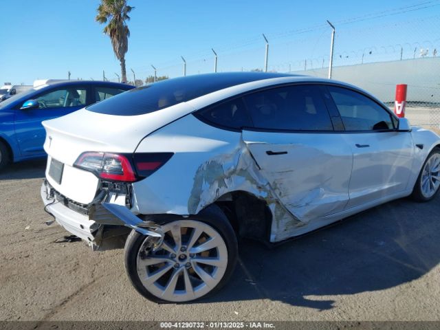 5YJ3E1EA2NF130747 Tesla Model 3 Rear-wheel Drive