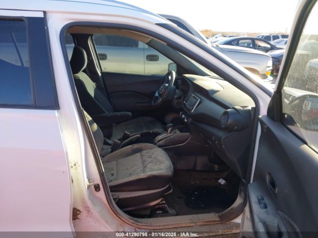 3N1CP5CU0JL545899 Nissan KICKS S