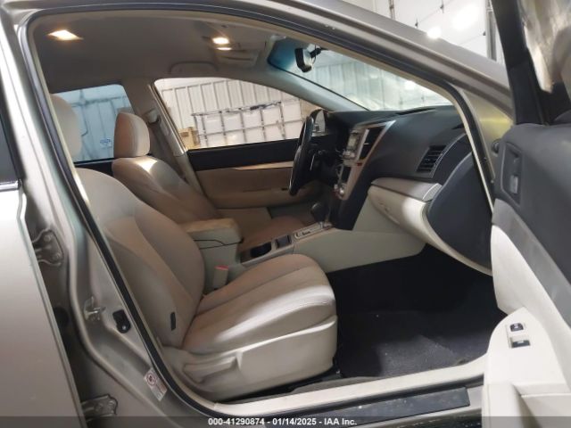 4S4BRCAC1E3274866 Subaru Outback 2.5i