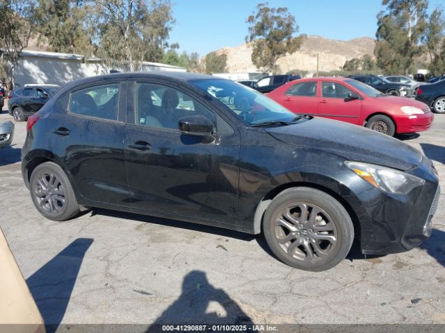 3MYDLBJV0LY700756 Toyota YARIS LE