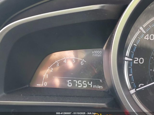 3MYDLBJV0LY700756 Toyota YARIS LE